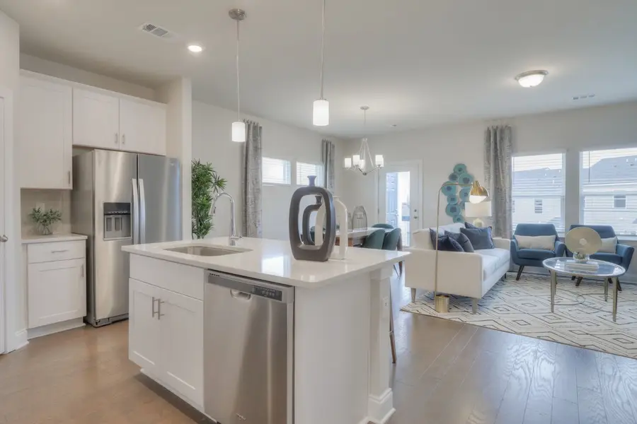 4677 Ridge Bend Dr, Nashville, TN 37207 - Image #2