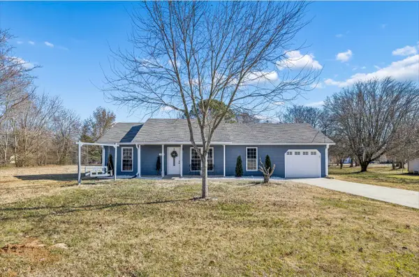 158 Suncrest Dr, La Vergne, TN 37086