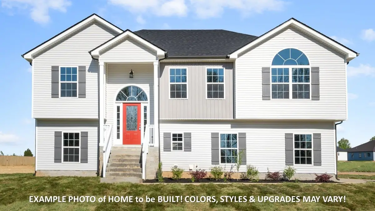 1585 Fredrick Dr, Clarksville, TN 37042 - Image #1