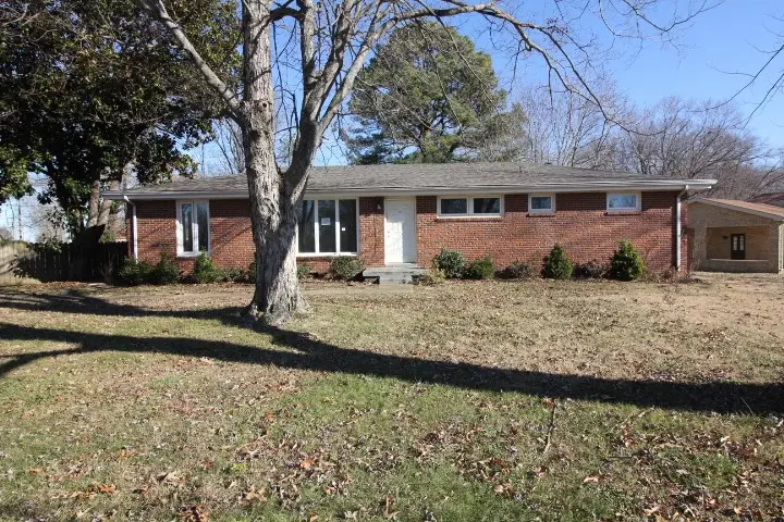 201 Brandywine Dr, Clarksville, TN 37042 - Image #2
