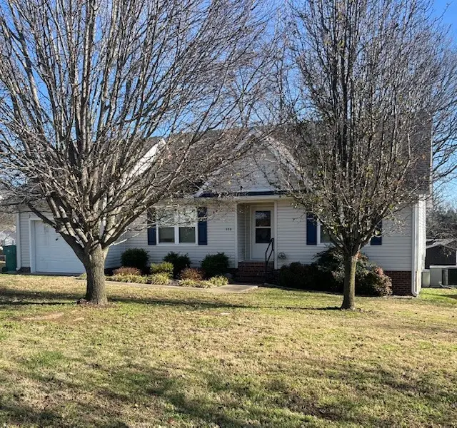 959 Sumerset Cir, Lewisburg, TN 37091 - Image #1