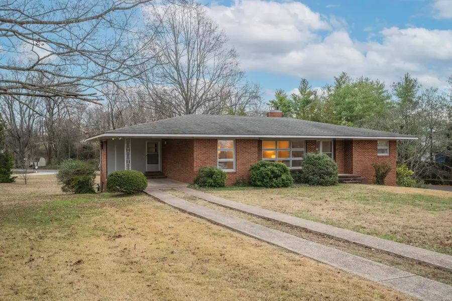 112 Lake Valley Road, Dickson, TN 37055 - Image #2