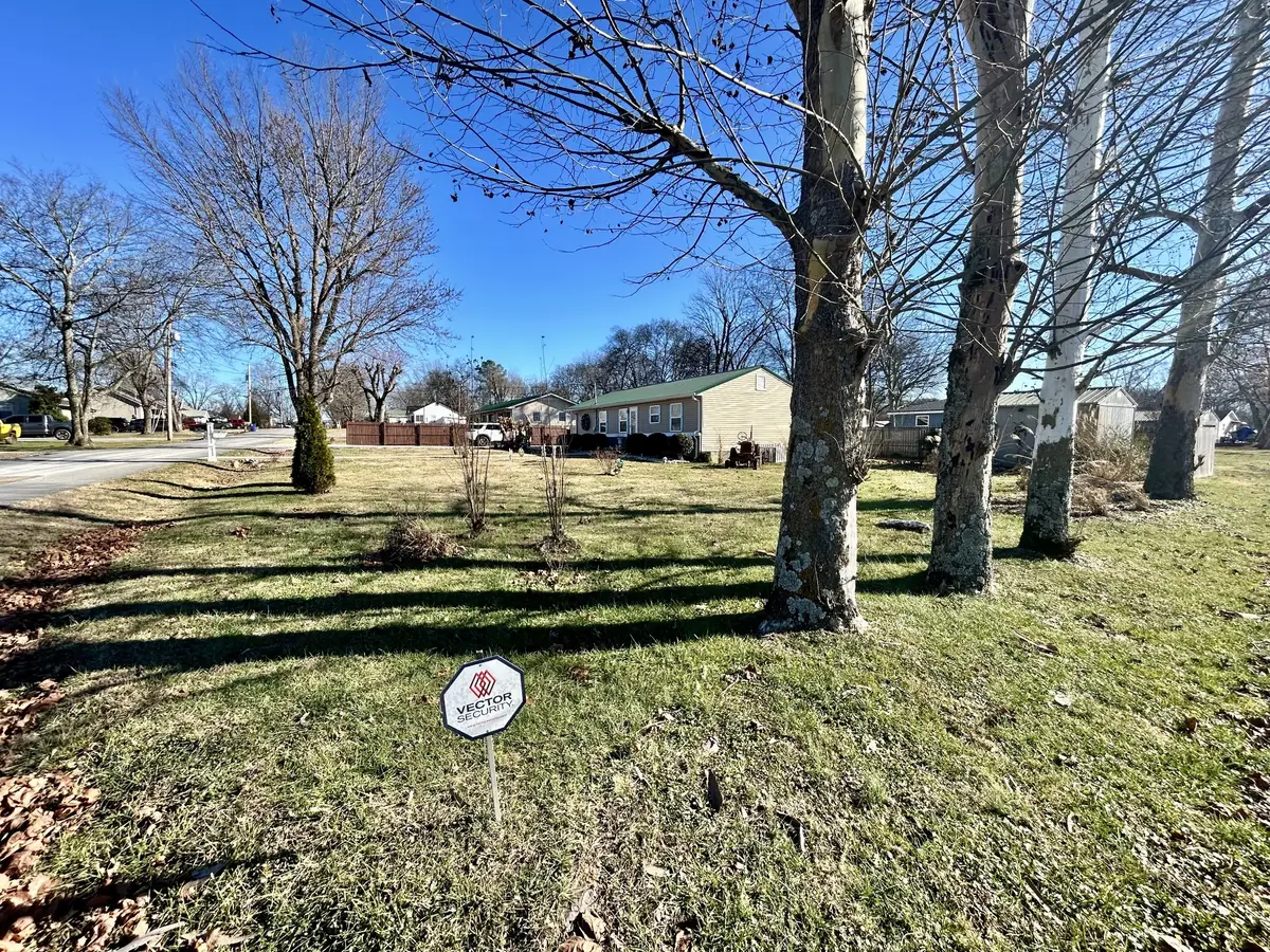 215 Alta Ave, Shelbyville, TN 37160 - Image #1