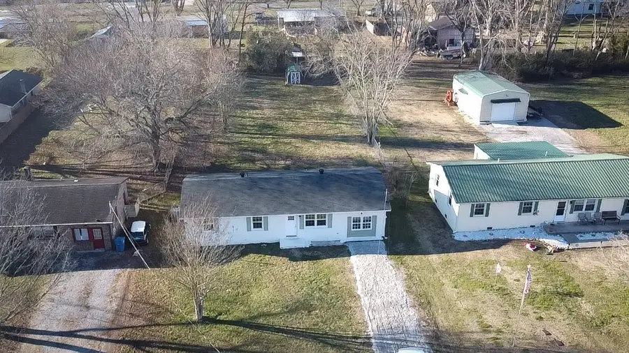 203 Rigney Dr, Manchester, TN 37355 - Image #2