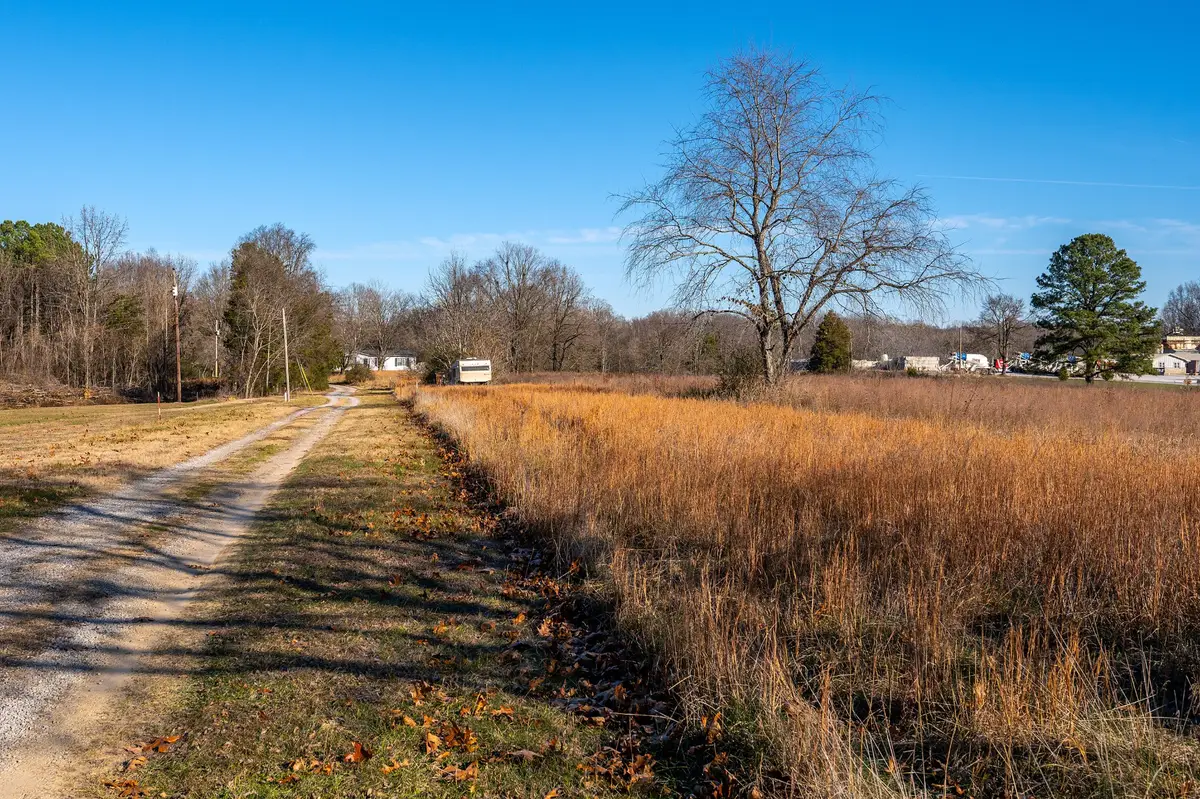 2854 Joe Dowlen Rd, Pleasant View, TN 37146 - Image #1