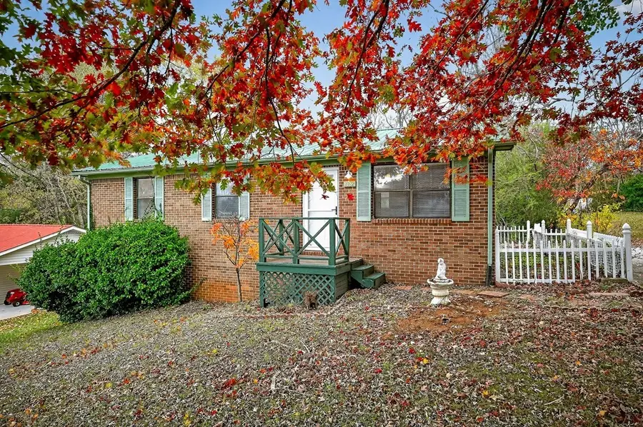 3382 Dietz Dr, Cookeville, TN 38506 - Image #2