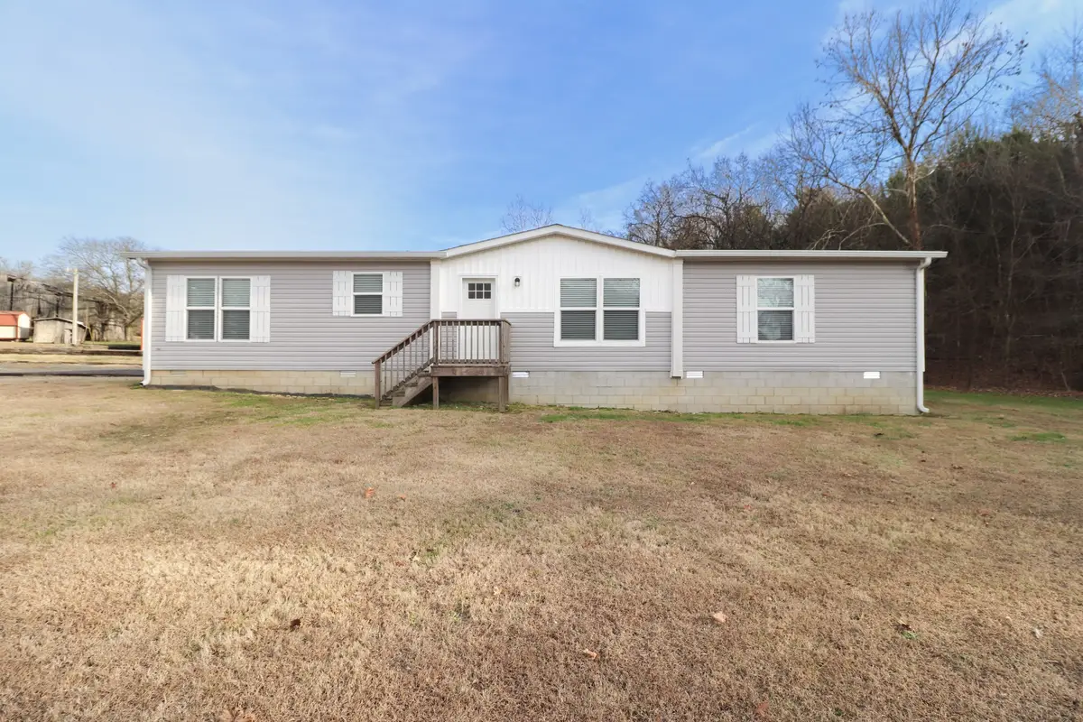 186 Aggie Perry Rd, Bethpage, TN 37022 - Image #1
