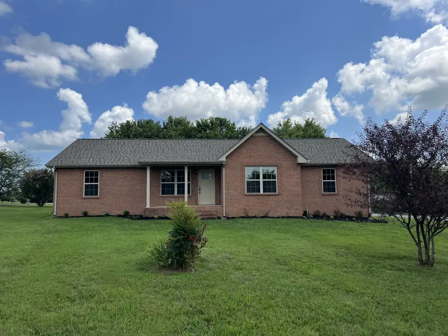 90 Long Creek Rd, Lafayette, TN 37083 - Image #2