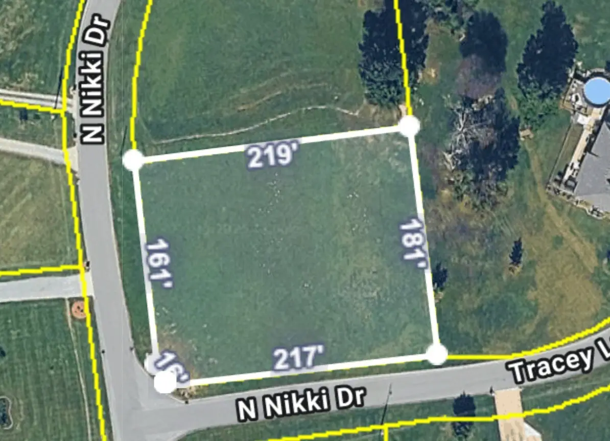 102 N Nikki Dr, Portland, TN 37148 - Image #1