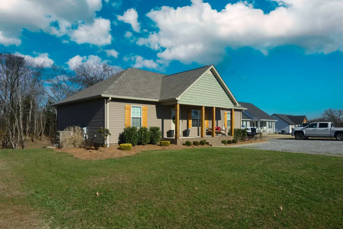 720 Armstrong Rd, Castalian Springs, TN 37031 - Image #1