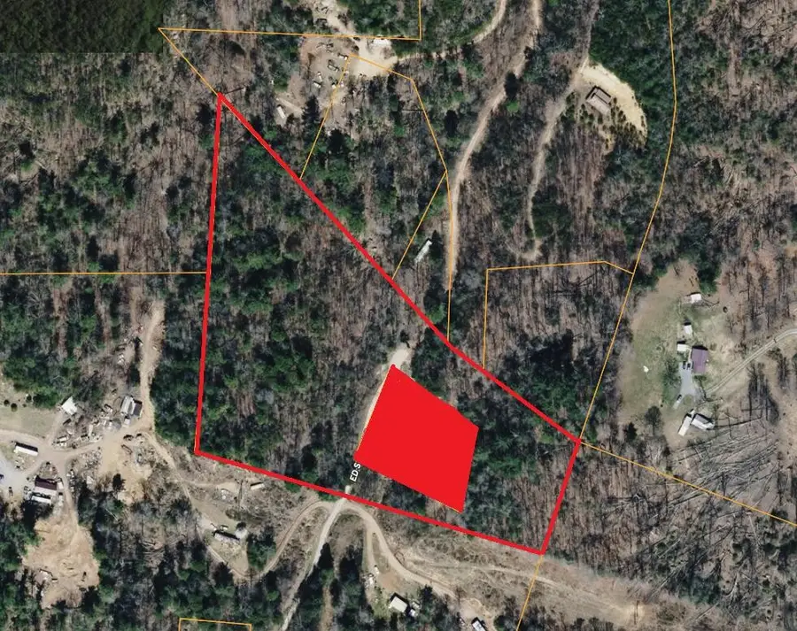 122 Ed Stout Rd, Hampton, TN 37658 - Image #2