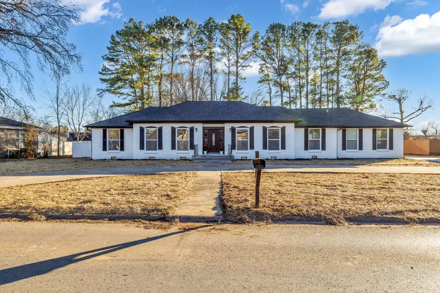 1819 Haynes Dr, Murfreesboro, TN 37129 - Image #2