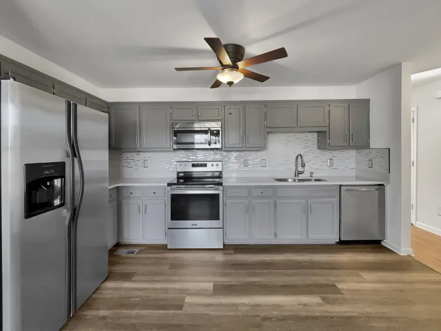 805 Carlisle Ct N, Nashville, TN 37214 - #2