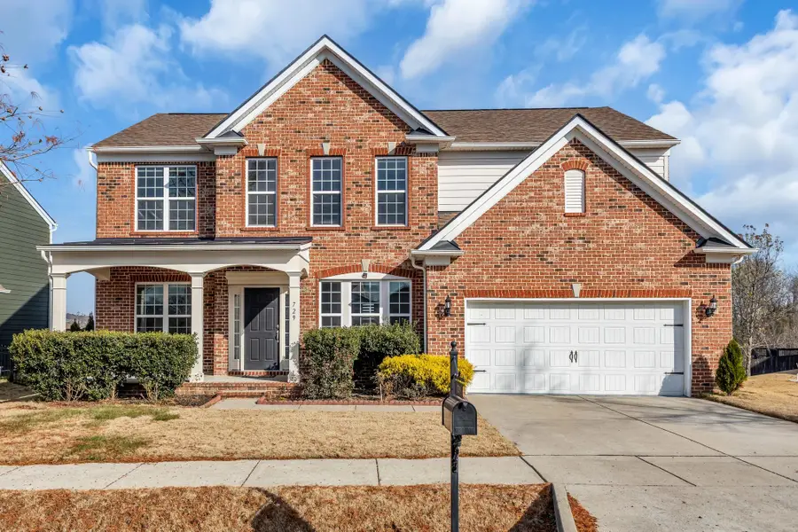 729 Wadestone Trl, Franklin, TN 37064 - Image #2
