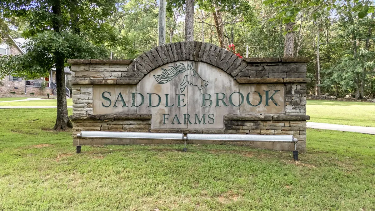 5398 Woods Edge Dr, Lebanon, TN 37090 - Image #1