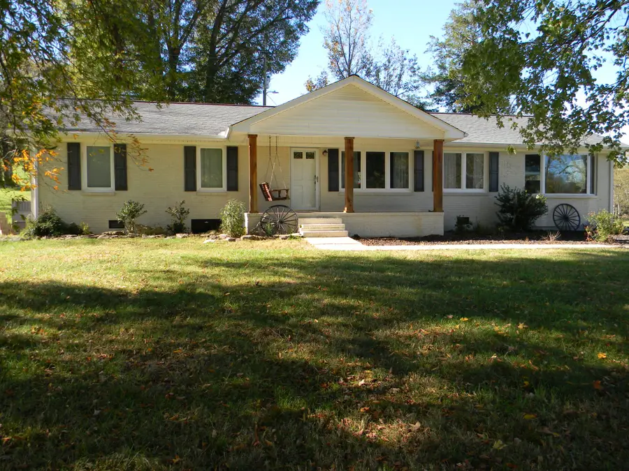 854 Shelbyville Hwy, Fayetteville, TN 37334 - Image #2