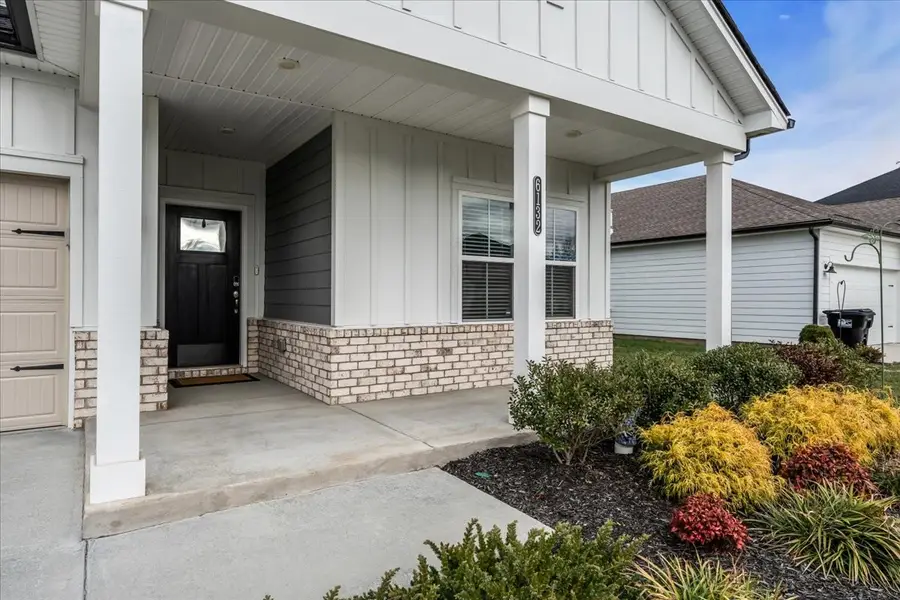 6132 Farm Castle Dr, Rockvale, TN 37153 - Image #2