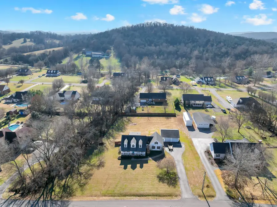 113 Matt Dr, Bell Buckle, TN 37020 - Image #2