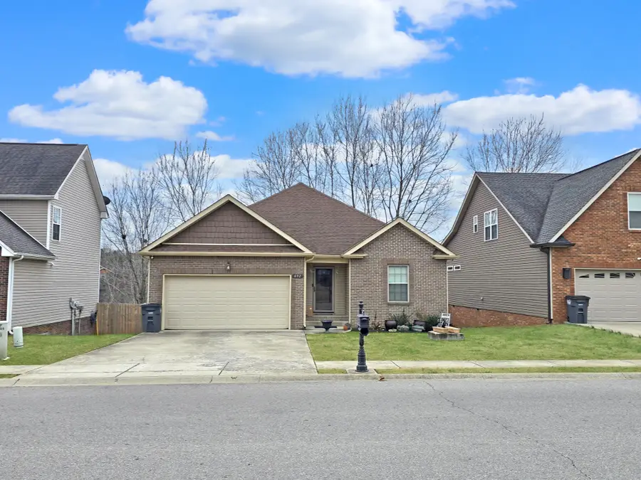 692 White Face Dr, Clarksville, TN 37040 - Image #2