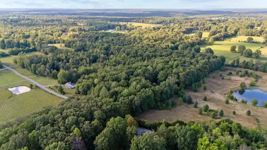 1127 E Pruett Rd, Dickson, TN 37055 - Image #2