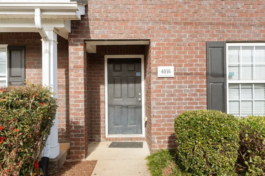 4016 George Buchanan Dr, La Vergne, TN 37086 - Image #2