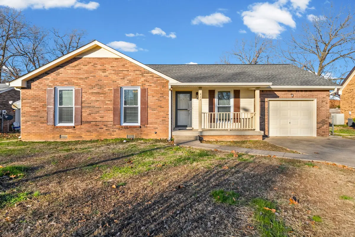 211 Millstone Cir, Clarksville, TN 37042 - Image #1