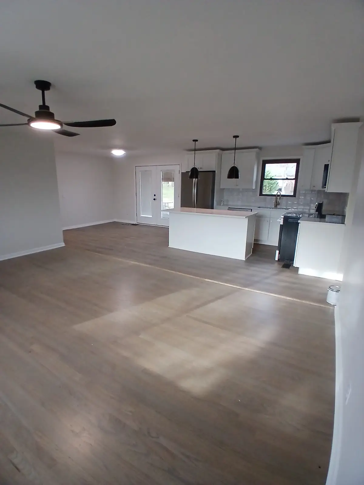 171 New Shackle Island Rd, Hendersonville, TN 37075 - #1