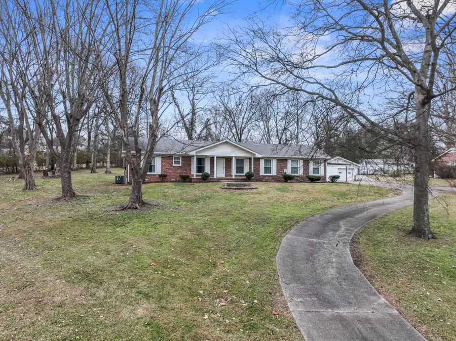 305 Woodlawn Dr, Mount Juliet, TN 37122 - Image #3
