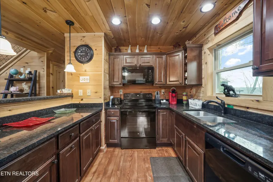 2906 Joyner Hills Lane, Sevierville, TN 37862 - Image #3