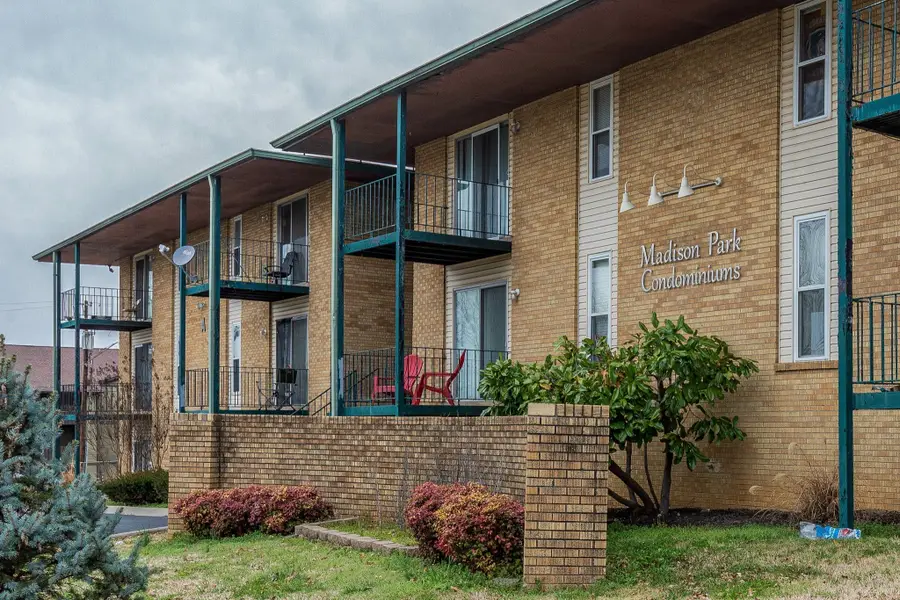 555 N Dupont Ave #E105, Madison, TN 37115 - Image #2