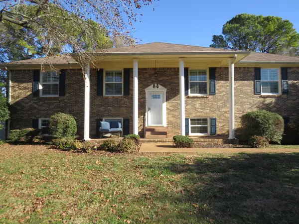 6006 Clifton Dr, Columbia, TN 38401