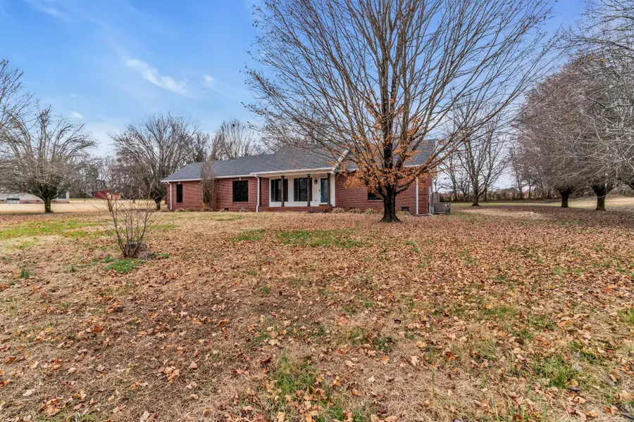 1009 Lewis Jones Blvd, Gallatin, TN 37066 - Image #3