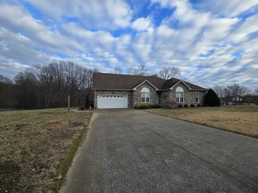 1583 Rosebury Ln, Clarksville, TN 37043 - Image #2