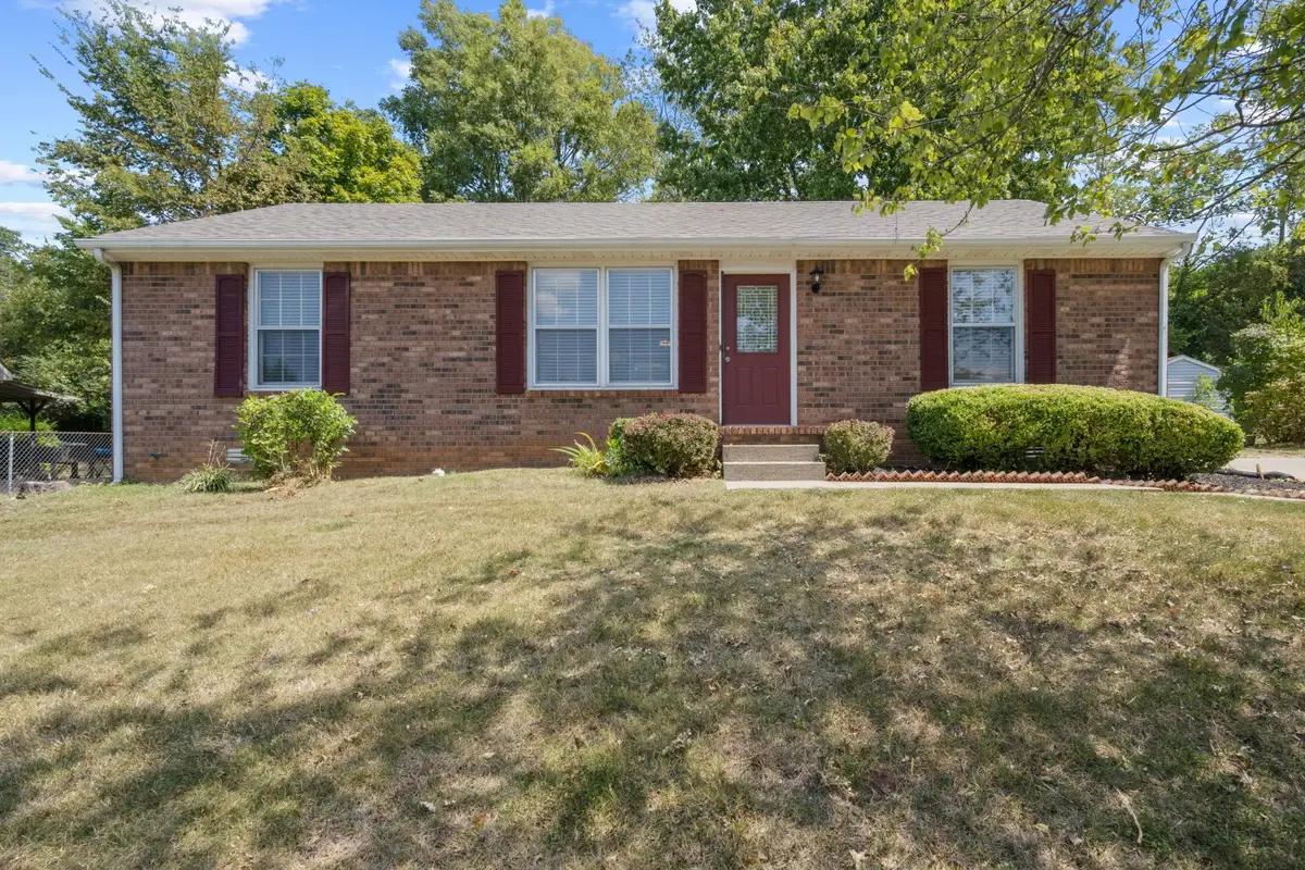711 Green Valley Ct, Clarksville, TN 37042 - Image #1