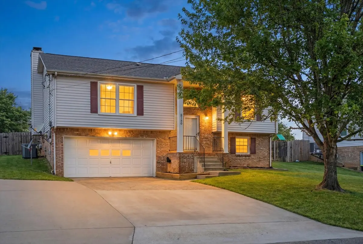 2130 Amadeus Dr, Clarksville, TN 37040 - Image #1