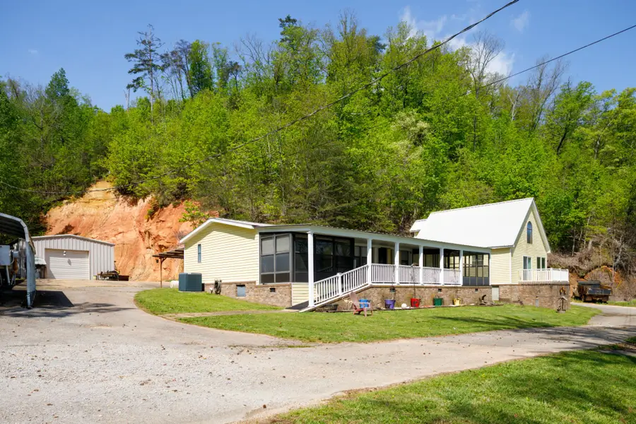 527 Bear Creek Dr, Cherokee, AL 35616 - Image #3