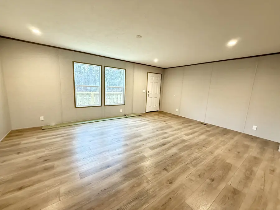 665 Camp Belle Air Rd, Sparta, TN 38583 - Image #2