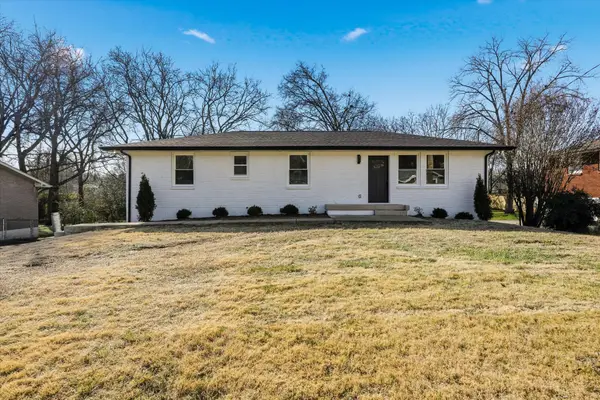 222 Jacksonian Dr, Hermitage, TN 37076