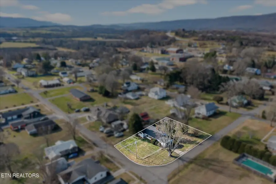 203 Cherry St, Pikeville, TN 37367 - Image #2