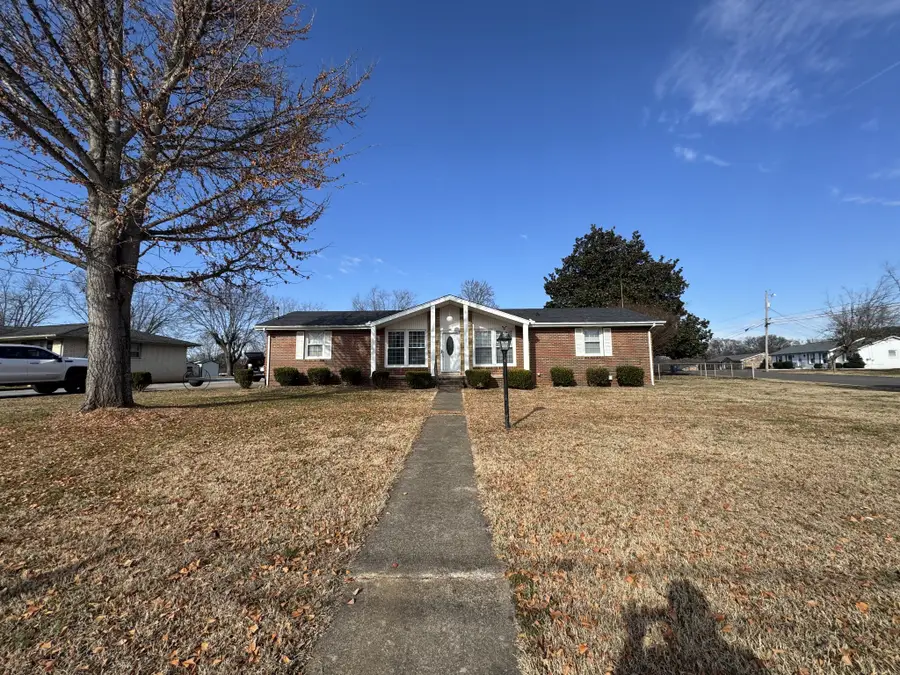 100 Sun Cir, Shelbyville, TN 37160 - Image #2
