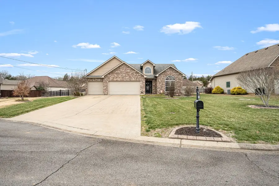 8359 Manor Farm Dr, Murfreesboro, TN 37129 - Image #2