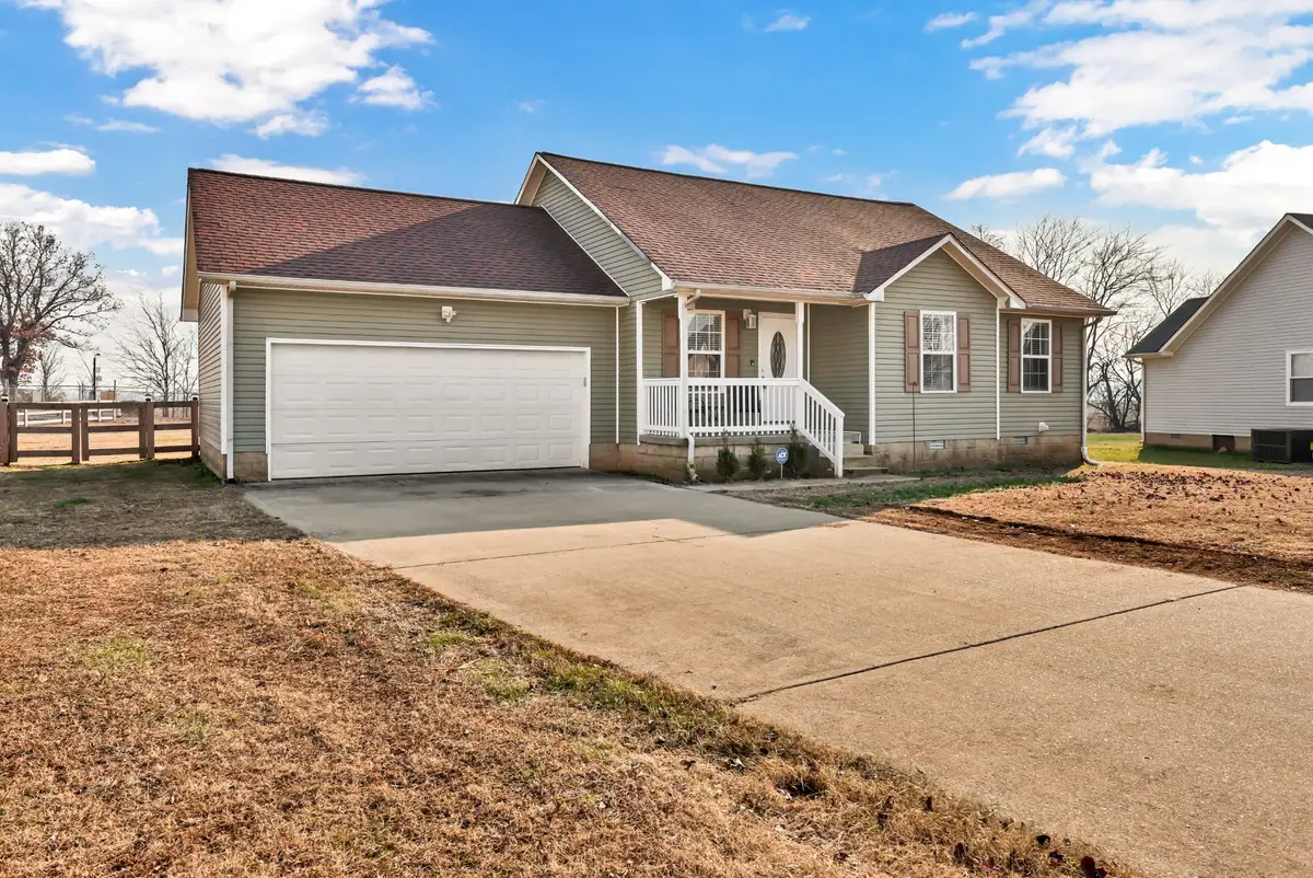 602 S Cavalcade Cir, Oak Grove, KY 42262 - Image #1