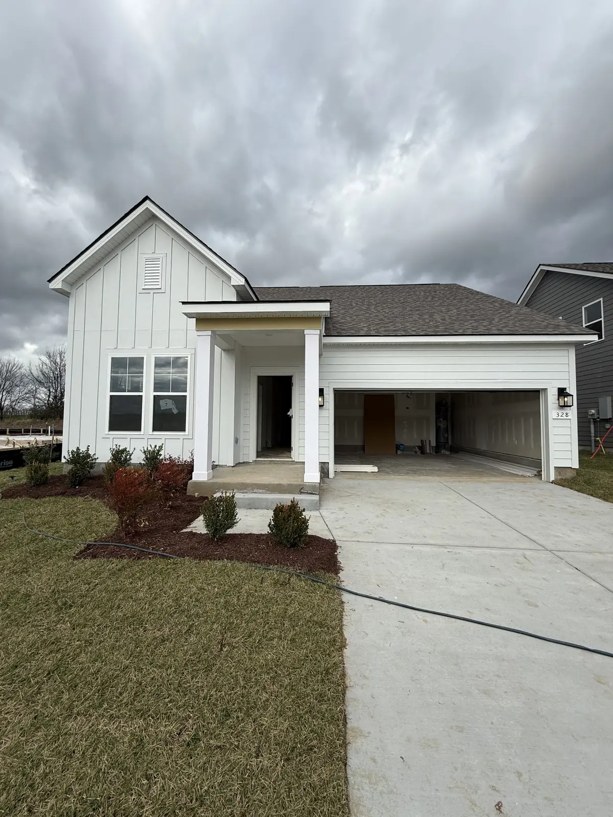 328 Black Bear Dr, Mount Pleasant, TN 38474 - Image #1