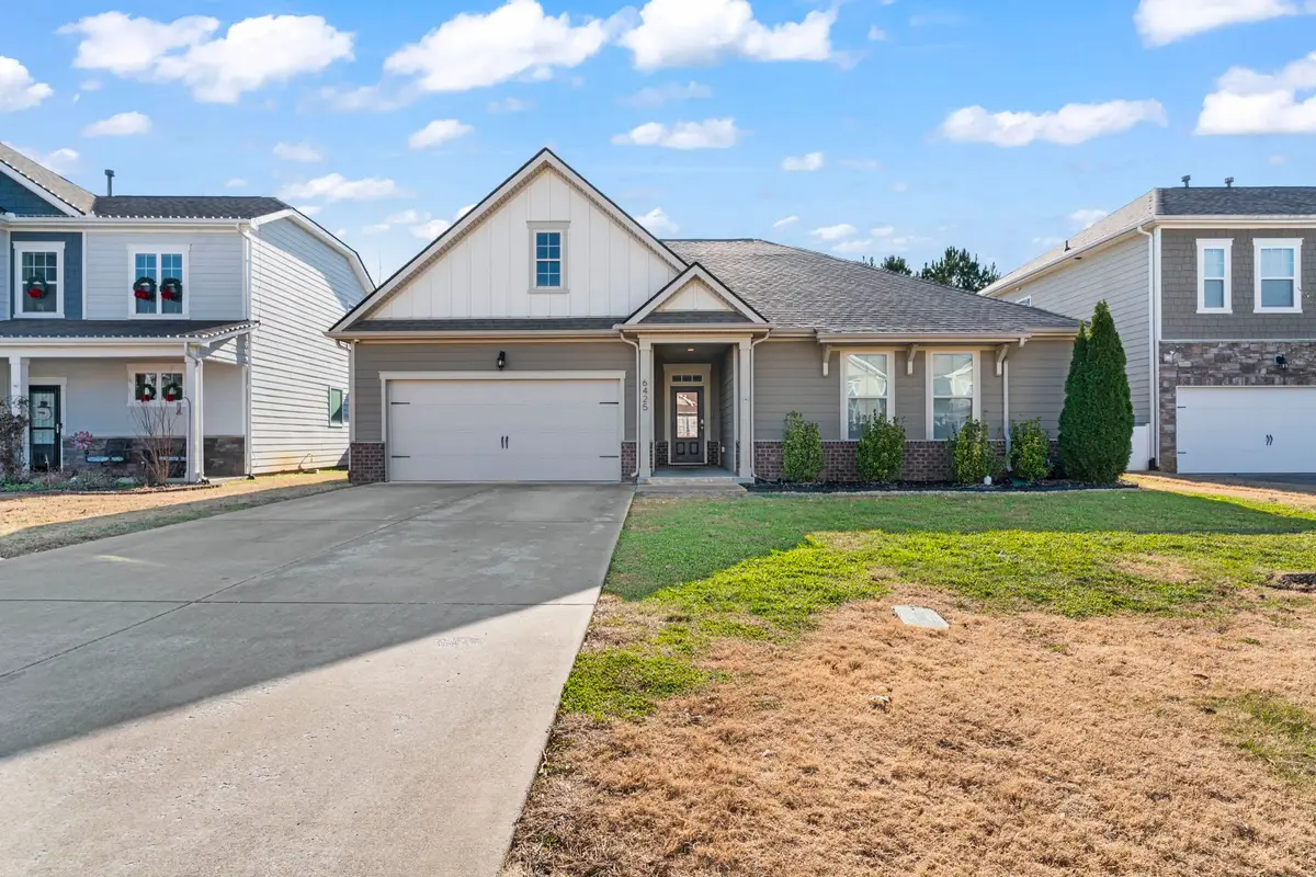 6425 Hickory Bell Dr, Murfreesboro, TN 37128 - Image #1