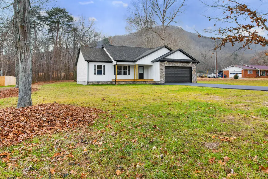 402 Old State Highway 8, Dunlap, TN 37327 - Image #2