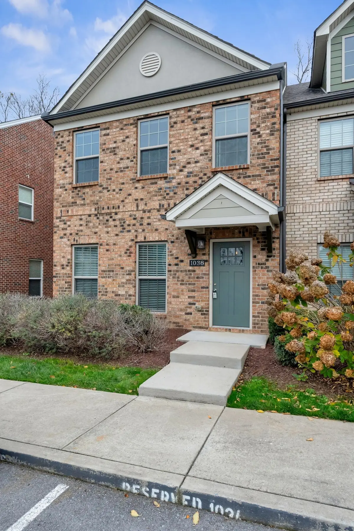 1038 Emery Bay Cir, Hendersonville, TN 37075 - Image #1