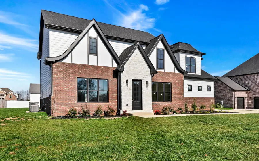 2457 Ellsworth Dr, Clarksville, TN 37043 - Image #3