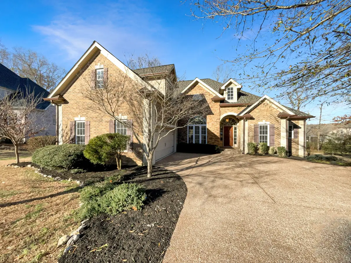 7302 Kempton Ct, Fairview, TN 37062 - Image #1