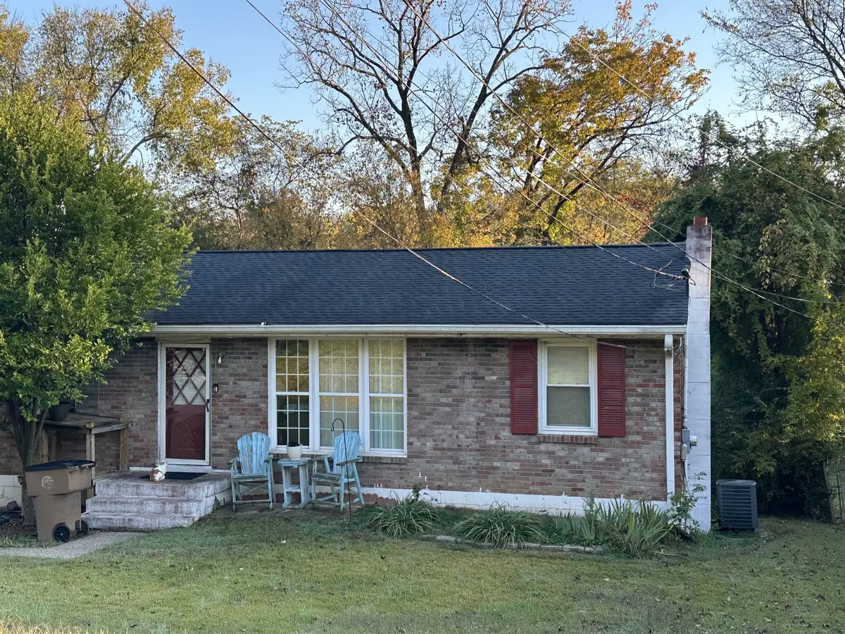 720 Patricia Dr, Nashville, TN 37217 - Image #1