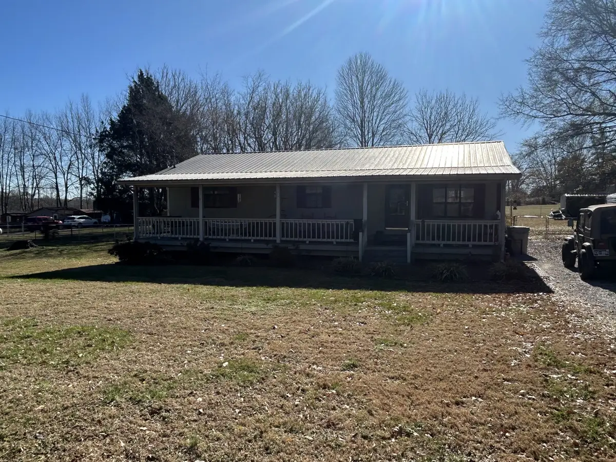 206 Beth Page Rd, Estill Springs, TN 37330 - Image #1